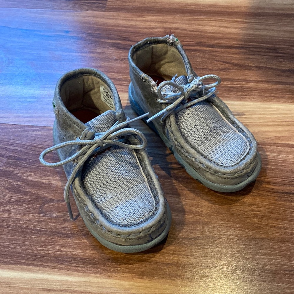 Toddler Twisted X Size 8
